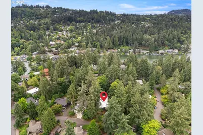 570 Middlecrest Rd, Lake Oswego, OR 97034 - Photo 45