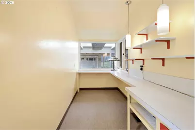 10632 NE Skidmore St, Portland, OR 97220 - Photo 9