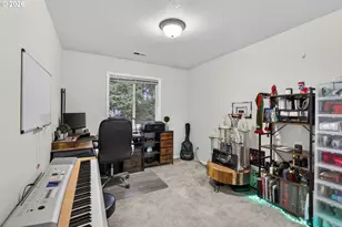 3226 NE 165th Ln, Portland, OR 97230 - Photo 33