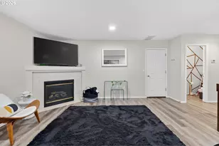 3226 NE 165th Ln, Portland, OR 97230 - Photo 23