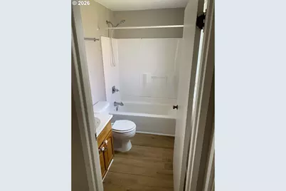 100 Commercial Ave, Gardiner, OR 97441 - Photo 11