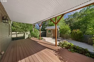 286 Winchester Creek Ave, Winchester, OR 97495 - Photo 39