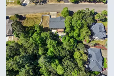 286 Winchester Creek Ave, Winchester, OR 97495 - Photo 45