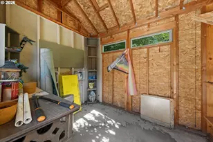 286 Winchester Creek Ave, Winchester, OR 97495 - Photo 43