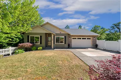 286 Winchester Creek Ave, Winchester, OR 97495 - Photo 1