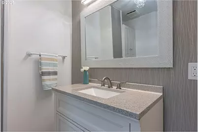 28430 Kingsbury, Lebanon, OR 97355 - Photo 41