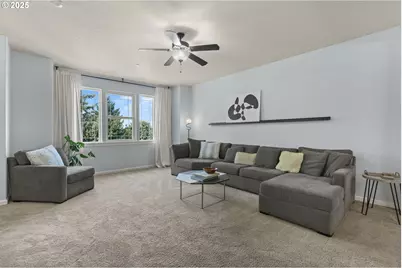 10076 SE Old Town Ct, Happy Valley, OR 97086 - Photo 5