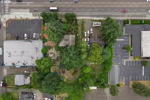 10156 SE Division St, Portland, OR 97266 - Photo 13