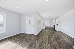 920 W 10th Ave, Junction City, OR 97448 - Photo 11