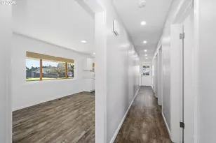 920 W 10th Ave, Junction City, OR 97448 - Photo 19