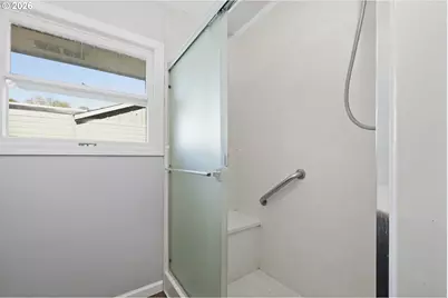 920 W 10th Ave, Junction City, OR 97448 - Photo 27