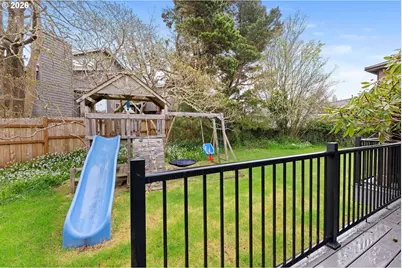 265 Waldorf Cir, Astoria, OR 97103 - Photo 29