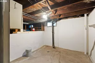 4704 SE Madison St, Portland, OR 97215 - Photo 25