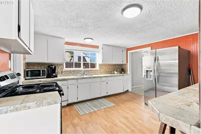 1008 J St, The Dalles, OR 97058 - Photo 15