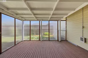 1383 Thompson Rd, Woodburn, OR 97071 - Photo 17