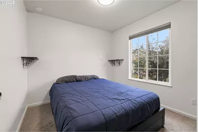 618 NE Faloma Rd, Portland, OR 97211 - Photo 17