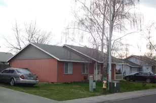 180 NE 15th Ave, Milton-Freewater, OR 97862 - Photo 3