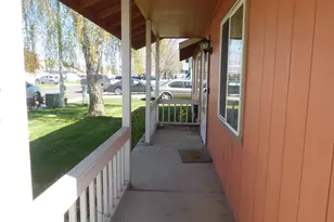 180 NE 15th Ave, Milton-Freewater, OR 97862 - Photo 9