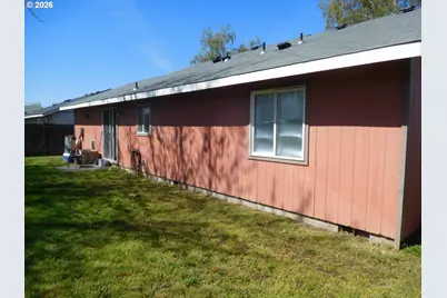 180 NE 15th Ave, Milton-Freewater, OR 97862 - Photo 7