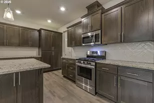 59580 Emerald Loop, Saint Helens, OR 97051 - Photo 9