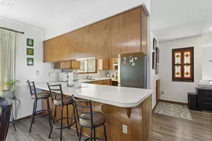 14850 NE Rose Pkwy, Portland, OR 97230 - Photo 13