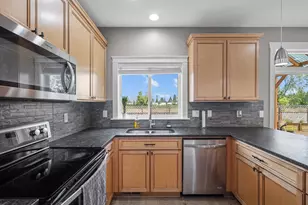 737 June Dr, Molalla, OR 97038 - Photo 13