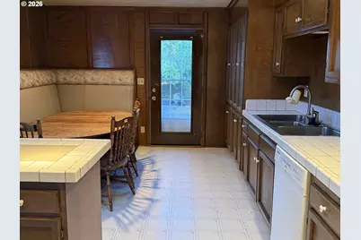 2164 24th St, Florence, OR 97439 - Photo 29