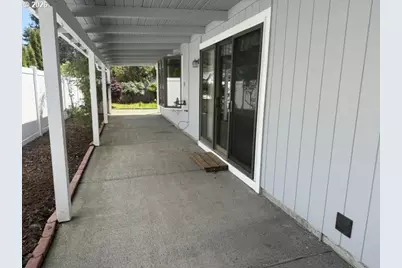 2164 24th St, Florence, OR 97439 - Photo 17
