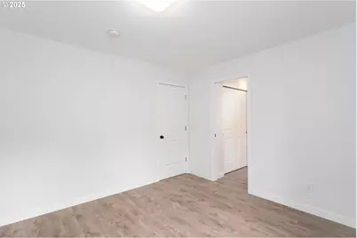 35706 NW 14th Ave, La Center, WA 98629 - Photo 17