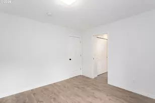 35706 NW 14th Ave, La Center, WA 98629 - Photo 17