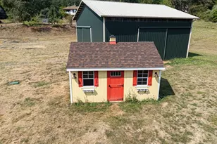 35706 NW 14th Ave, La Center, WA 98629 - Photo 37