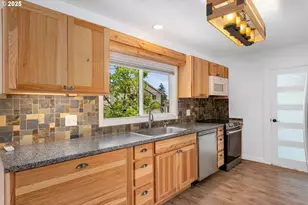 35706 NW 14th Ave, La Center, WA 98629 - Photo 13