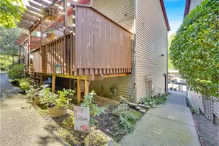 24046 NE Treehill Dr, Wood Village, OR 97060 - Photo 29