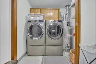 24046 NE Treehill Dr, Wood Village, OR 97060 - Photo 25