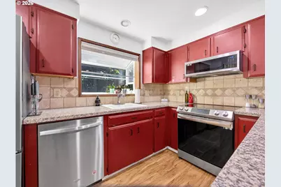 24046 NE Treehill Dr, Wood Village, OR 97060 - Photo 11