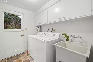 1744 NE 153rd Pl, Portland, OR 97230 - Photo 23