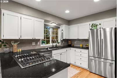 1744 NE 153rd Pl, Portland, OR 97230 - Photo 9