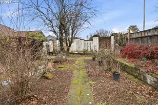 1422 SW 11th St, Troutdale, OR 97060 - Photo 29