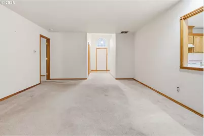 1422 SW 11th St, Troutdale, OR 97060 - Photo 7