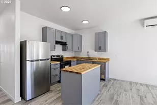 176 Allison Ave, Sutherlin, OR 97479 - Photo 7