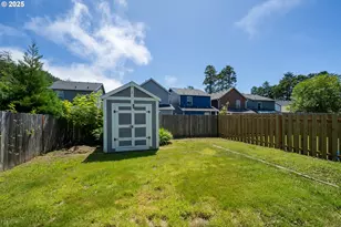 8465 S Hollyhock St, Rockaway Beach, OR 97136 - Photo 7