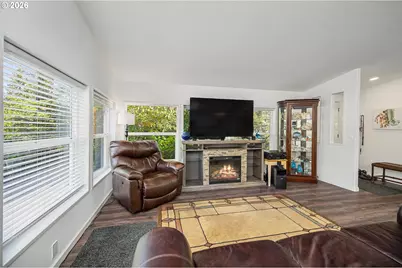 128 Evergreen Ln, Florence, OR 97439 - Photo 7