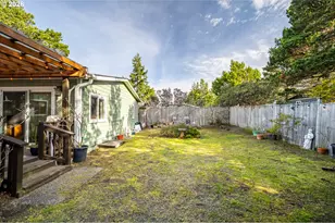 128 Evergreen Ln, Florence, OR 97439 - Photo 27