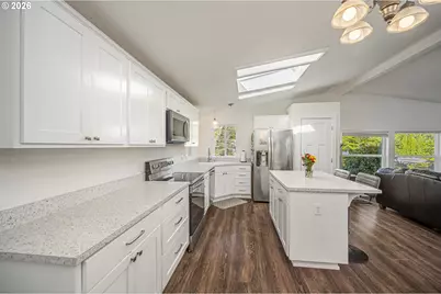 128 Evergreen Ln, Florence, OR 97439 - Photo 13