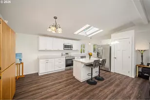 128 Evergreen Ln, Florence, OR 97439 - Photo 11