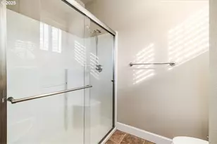 10229 SE Bristol Ln, Happy Valley, OR 97086 - Photo 17