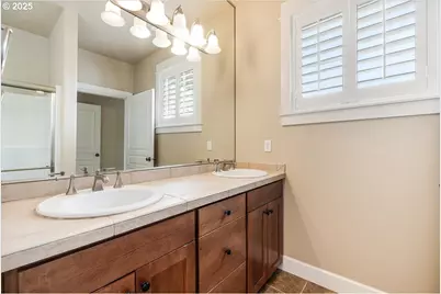 10229 SE Bristol Ln, Happy Valley, OR 97086 - Photo 21