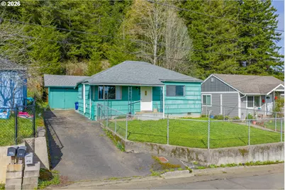 900 W 17th St, Coquille, OR 97423 - Photo 1