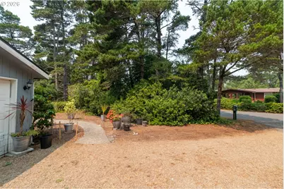 4792 Rhododendron Loop, Florence, OR 97439 - Photo 3
