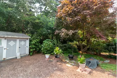 4792 Rhododendron Loop, Florence, OR 97439 - Photo 9